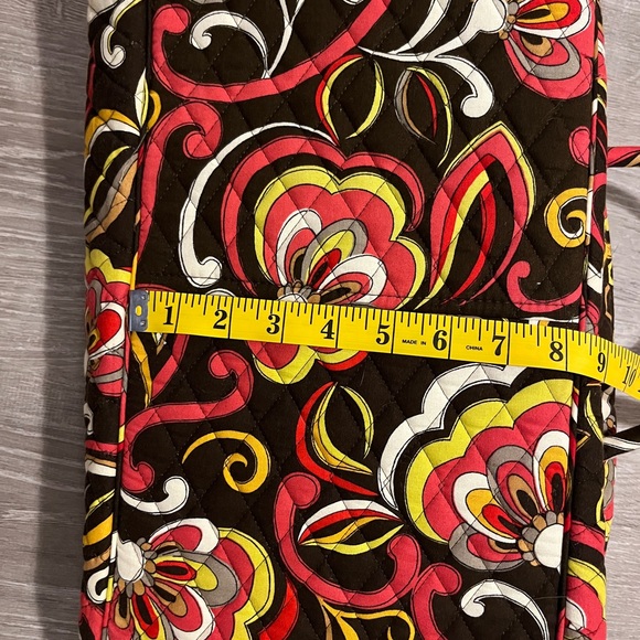 Vera Bradley Weekender - Picture 11 of 11